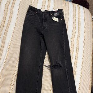 Levi's Charcoal Distressed Denim